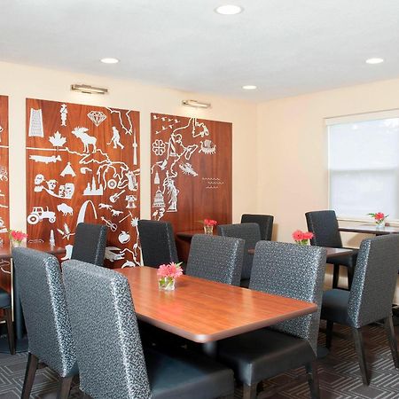 Towneplace Suites By Marriott Indianapolis - Keystone Eksteriør billede